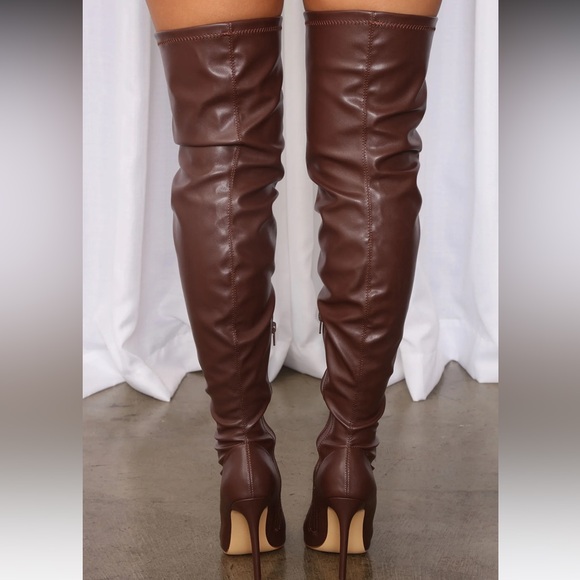 Exotica - Picture 3 of 3